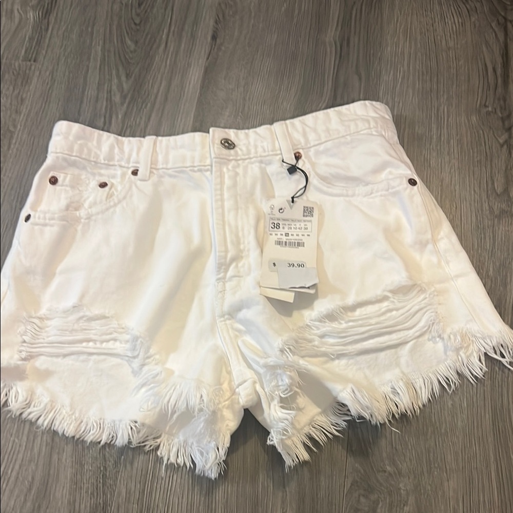 Stylish White Distressed Women's Shorts